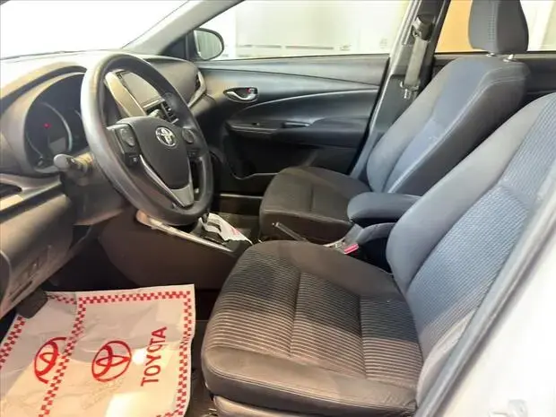 Toyota YARIS 1.5 16V FLEX XL PLUS CONNECT MULTIDRIVE