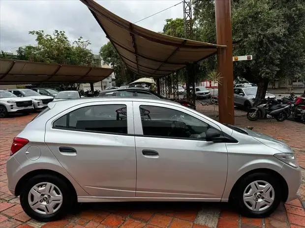 Chevrolet ONIX 1.0 MPFI JOY 8V FLEX 4P MANUAL