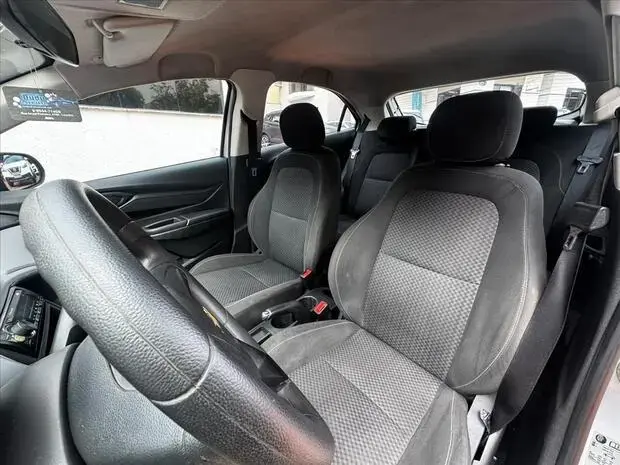 Chevrolet ONIX 1.0 MPFI JOY 8V FLEX 4P MANUAL
