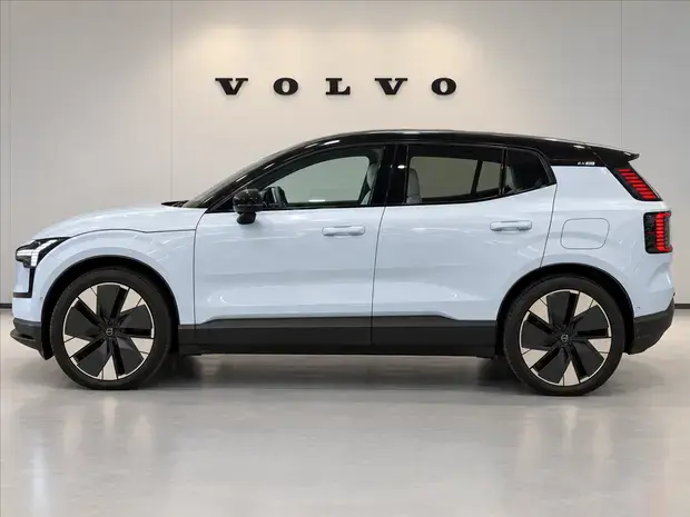 Volvo EX30 69 KW ELÉTRICO ULTRA