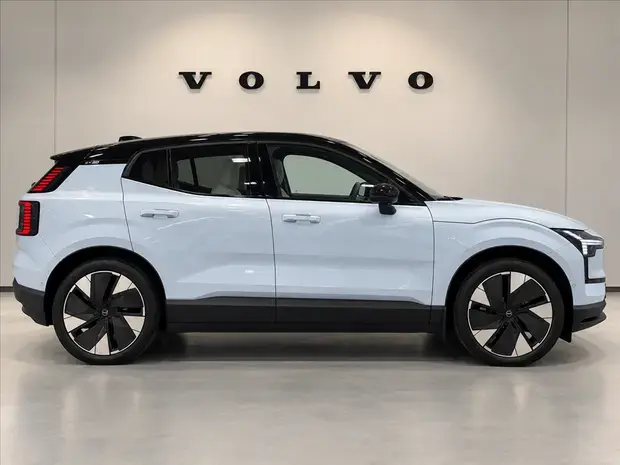 Volvo EX30 69 KW ELÉTRICO ULTRA