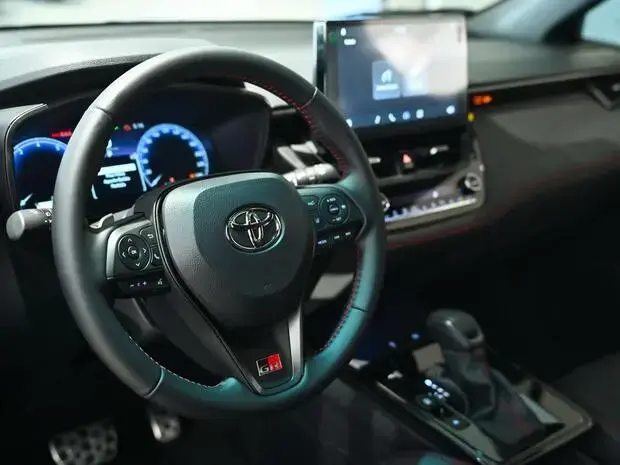 Toyota Corolla Cross GR-Sport 2.0