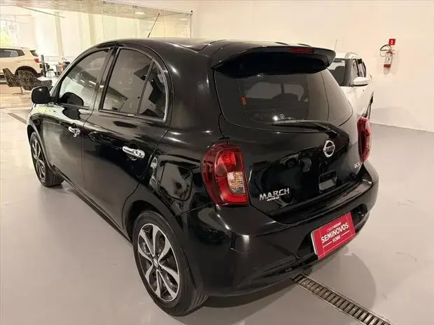 Nissan MARCH 1.6 SL 16V FLEX 4P MANUAL