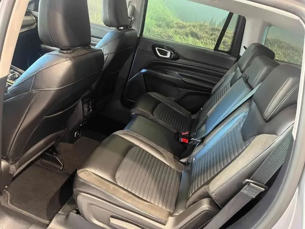 Jeep COMMANDER 2.0 TD380 TURBO DIESEL LIMITED AT9