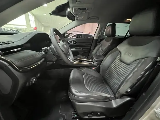 Jeep COMMANDER 1.3 T270 TURBO FLEX LIMITED AT6