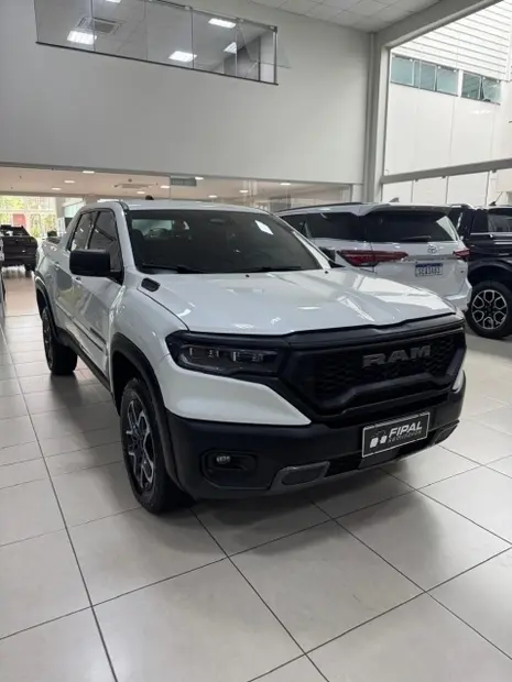 Ram RAMPAGE 2.0 TURBO DIESEL REBEL 4X4 AUTOMÁTICO