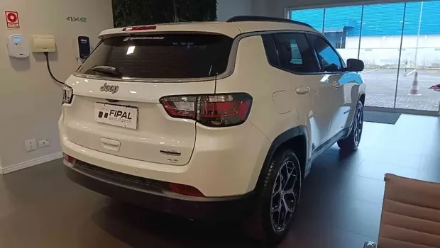 Jeep COMPASS 1.3 T270 TURBO FLEX LONGITUDE AT6