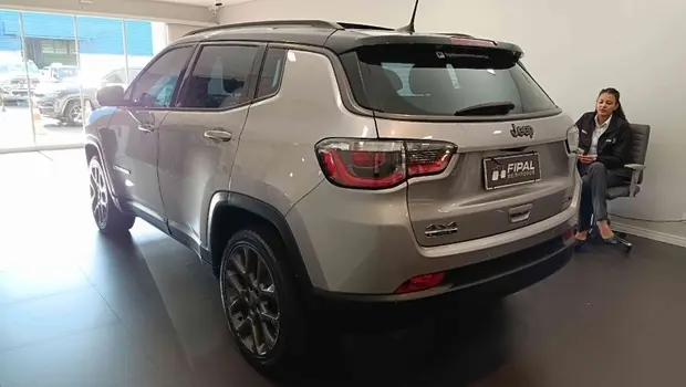 Jeep COMPASS 2.0 16V DIESEL LIMITED 4X4 AUTOMÁTICO
