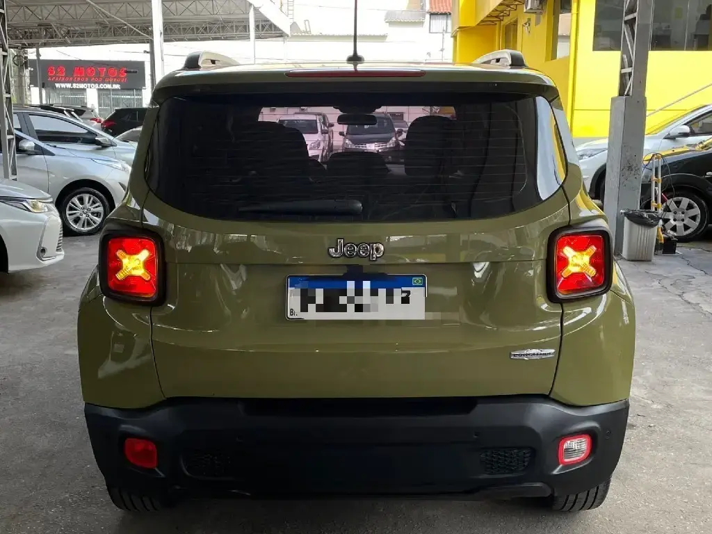 galeria RENEGADE