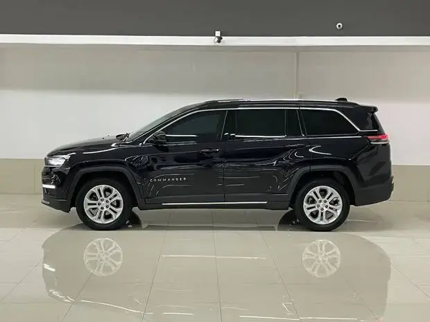 Jeep Commander Longitude 1.3 T270
