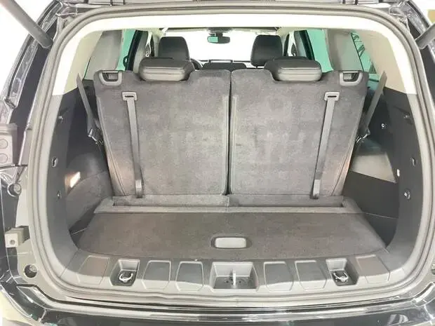 Jeep Commander Longitude 1.3 T270