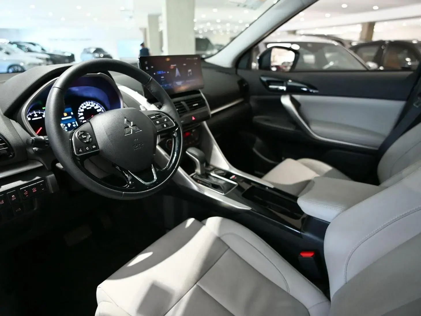 galeria Eclipse Cross