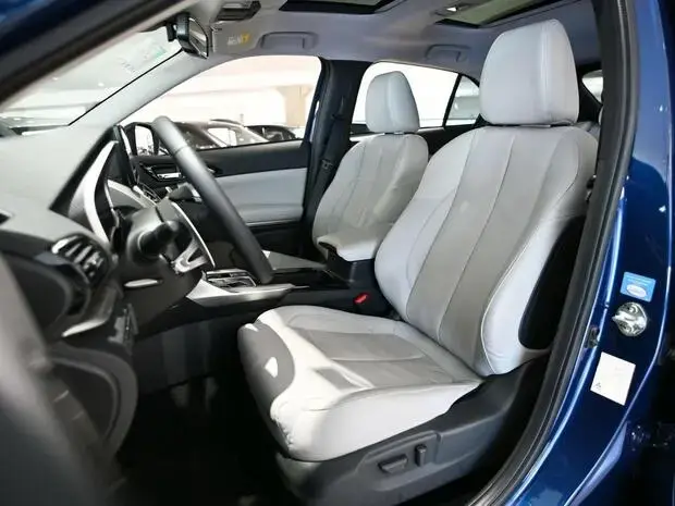 Mitsubishi Eclipse Cross HPE-S