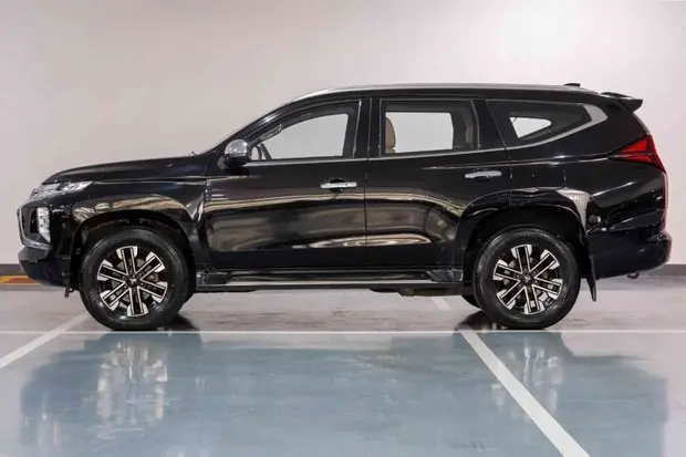 Mitsubishi PAJERO SPORT 2.4 16V MIVEC TURBO DIESEL HPE AWD AUTOMÁTICO