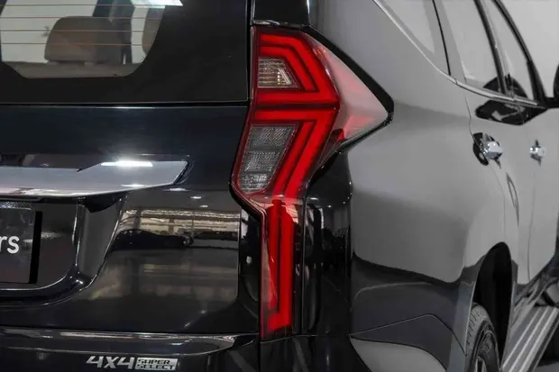 Mitsubishi PAJERO SPORT 2.4 16V MIVEC TURBO DIESEL HPE AWD AUTOMÁTICO