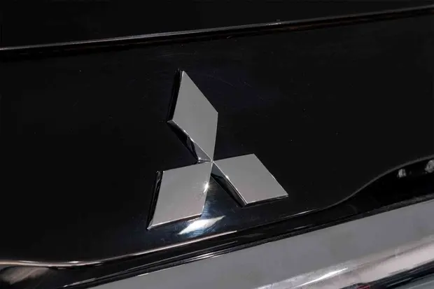 Mitsubishi PAJERO SPORT 2.4 16V MIVEC TURBO DIESEL HPE AWD AUTOMÁTICO