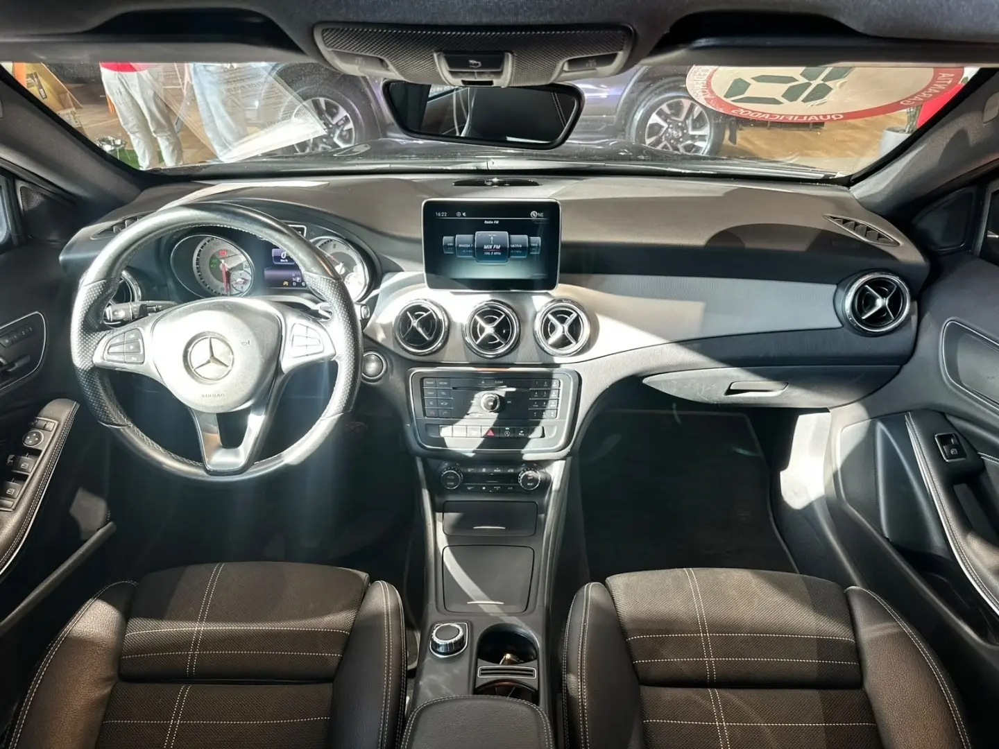 galeria GLA 200