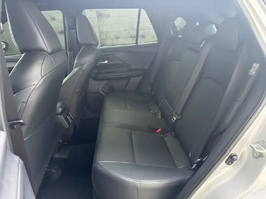 galeria YARIS CROSS