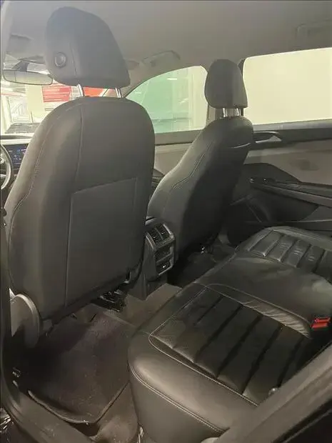 Volkswagen TAOS 1.4 250 TSI TOTAL FLEX COMFORTLINE AUTOMÁTICO