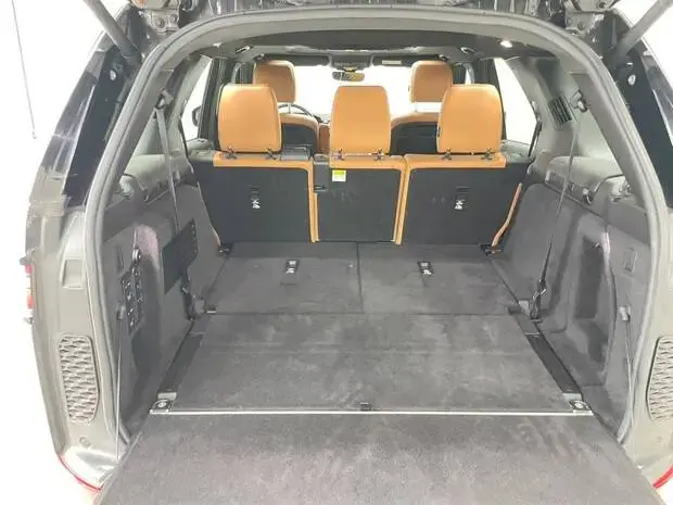 Land Rover Discovery 3.0 TD6 HSE 4WD