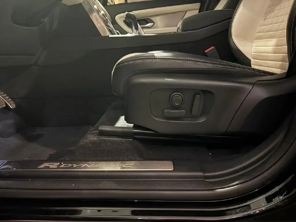 galeria DISCOVERY SPORT