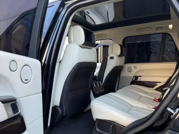 Land Rover RANGE ROVER VOGUE 4.4 SE SDV8 4X4 TURBO DIESEL 4P AUTOMÁTICO