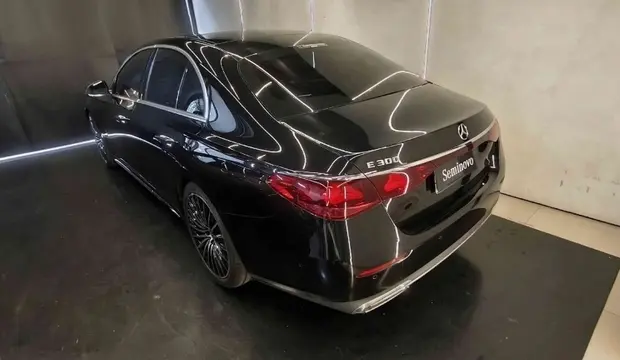 Mercedes Benz E 300 2.0 MHEV EXCLUSIVE 9G-TRONIC