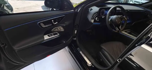 Mercedes Benz E 300 2.0 MHEV EXCLUSIVE 9G-TRONIC