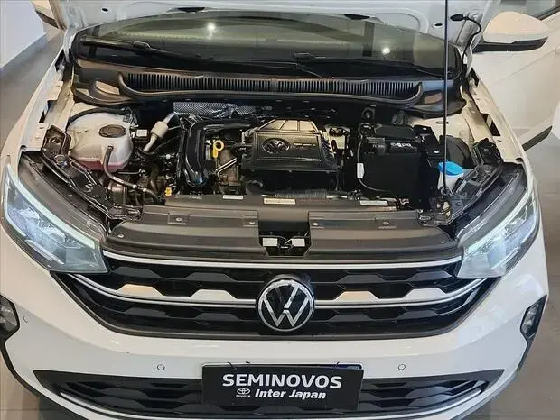 Volkswagen NIVUS 1.0 200 TSI TOTAL FLEX HIGHLINE AUTOMÁTICO
