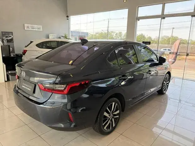 Honda HONDA CITY SEDAN TOURING 1.5 16V