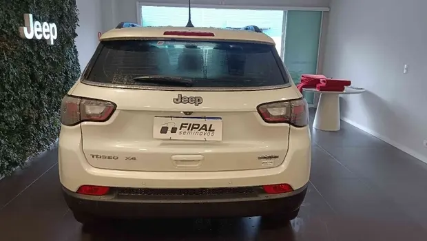 Jeep COMPASS 2.0 TD350 TURBO DIESEL LONGITUDE AT9
