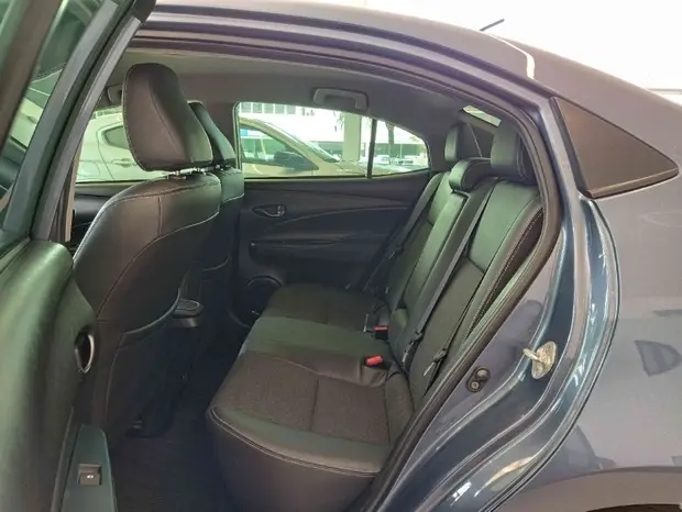 Toyota YARIS 1.5 16V FLEX SEDAN XS CONNECT MULTIDRIVE