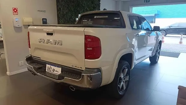 Ram RAMPAGE 2.0 HURRICANE 4 TURBO GASOLINA LARAMIE 4X4 AUTOMÁTICO