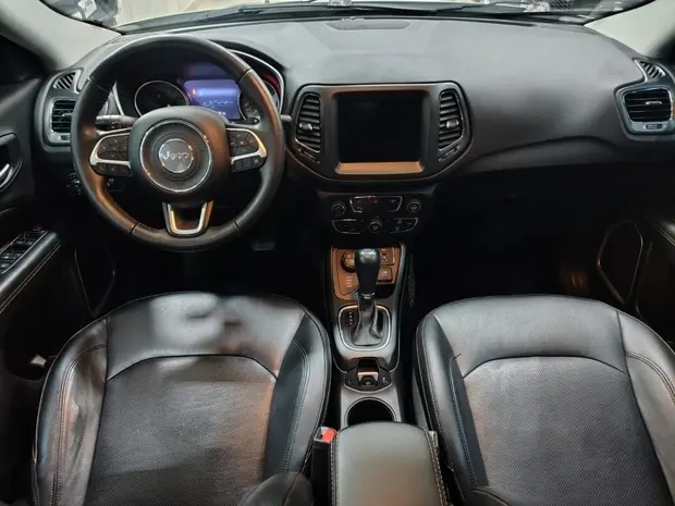 Jeep COMPASS 2.0 16V DIESEL LONGITUDE 4X4 AUTOMÁTICO