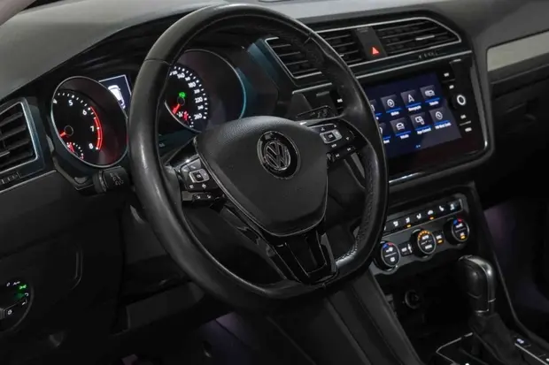 Volkswagen TIGUAN 1.4 250 TSI TOTAL FLEX ALLSPACE COMFORTLINE TIPTRONIC