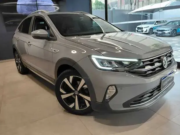 Volkswagen Nivus Highline 200 TSI