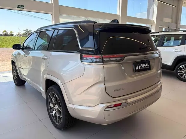 Jeep COMMANDER 1.3 T270 TURBO FLEX OVERLAND AT6