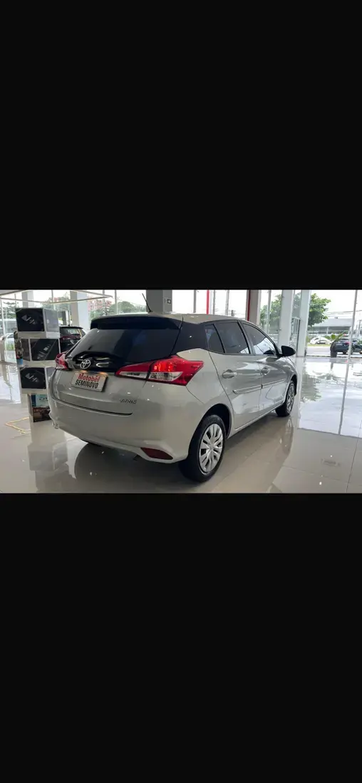galeria YARIS HM XL13LIVE