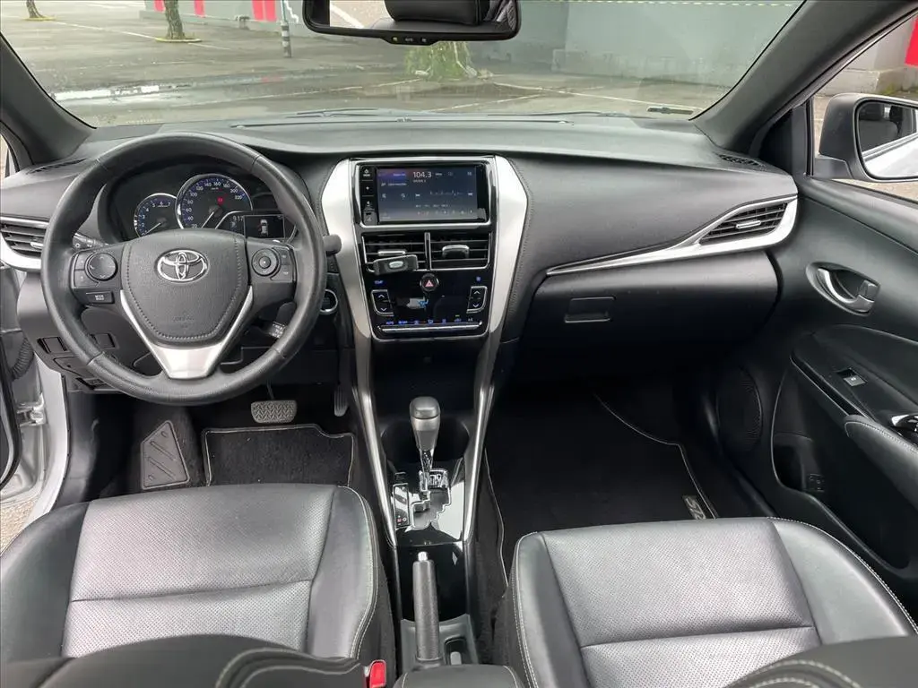 galeria YARIS