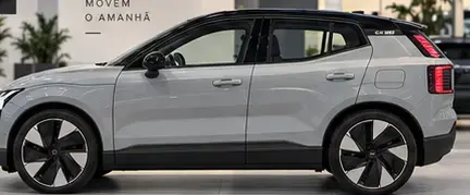 Volvo EX30 69 KW ELÉTRICO ULTRA