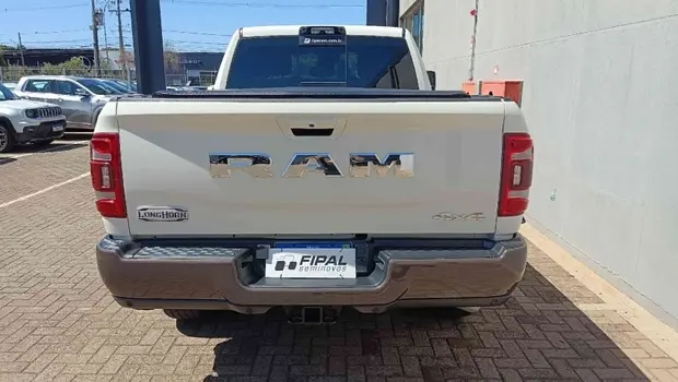 Ram 3500 6.7 I6 TURBO DIESEL LIMITED LONGHORN CD 4X4 AUTOMÁTICO