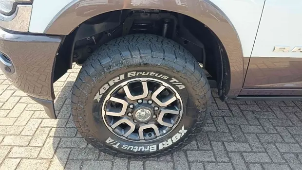 Ram 3500 6.7 I6 TURBO DIESEL LIMITED LONGHORN CD 4X4 AUTOMÁTICO