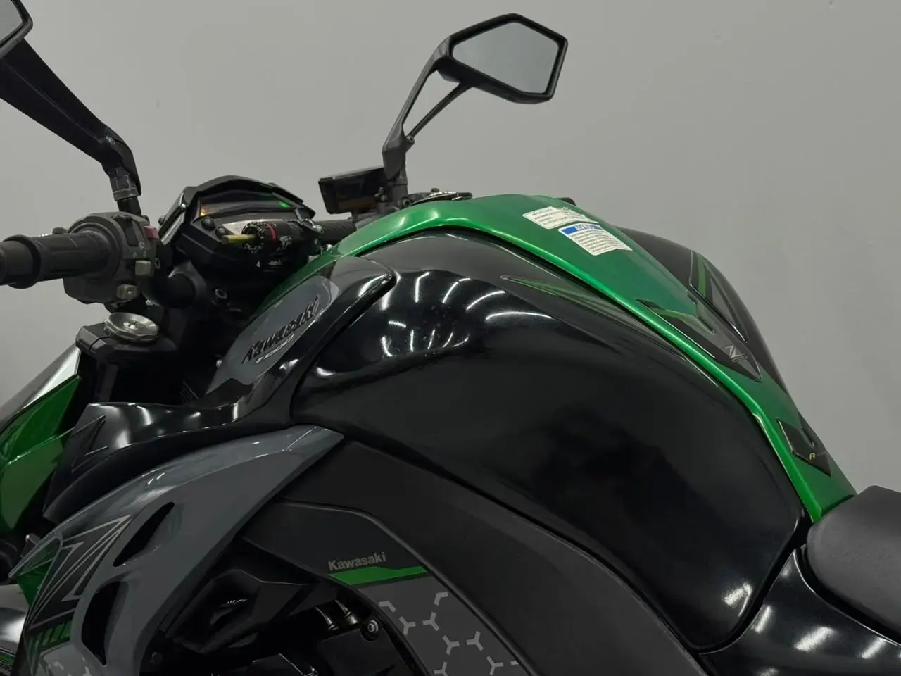 galeria Z 1000 R Edition