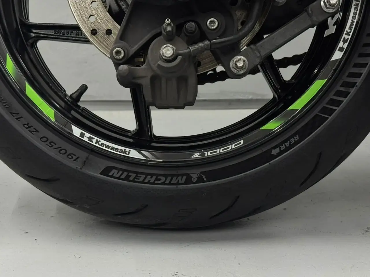 galeria Z 1000 R Edition