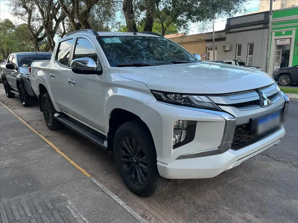galeria L200 TRITON