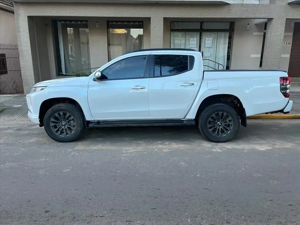 galeria L200 TRITON