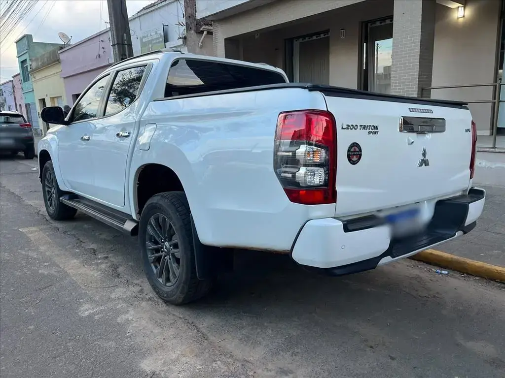 galeria L200 TRITON