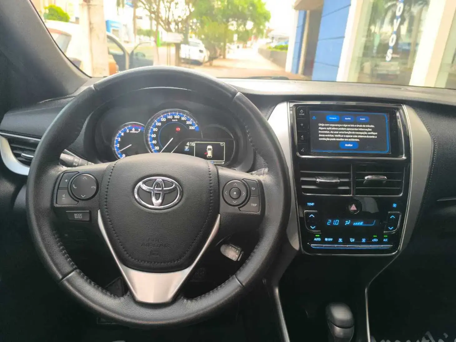 galeria YARIS