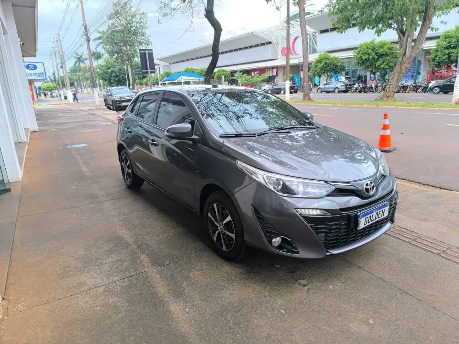 galeria YARIS