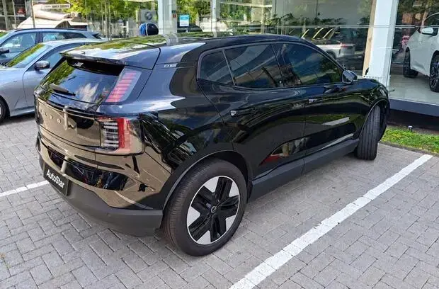 Volvo EX30 Core E60
